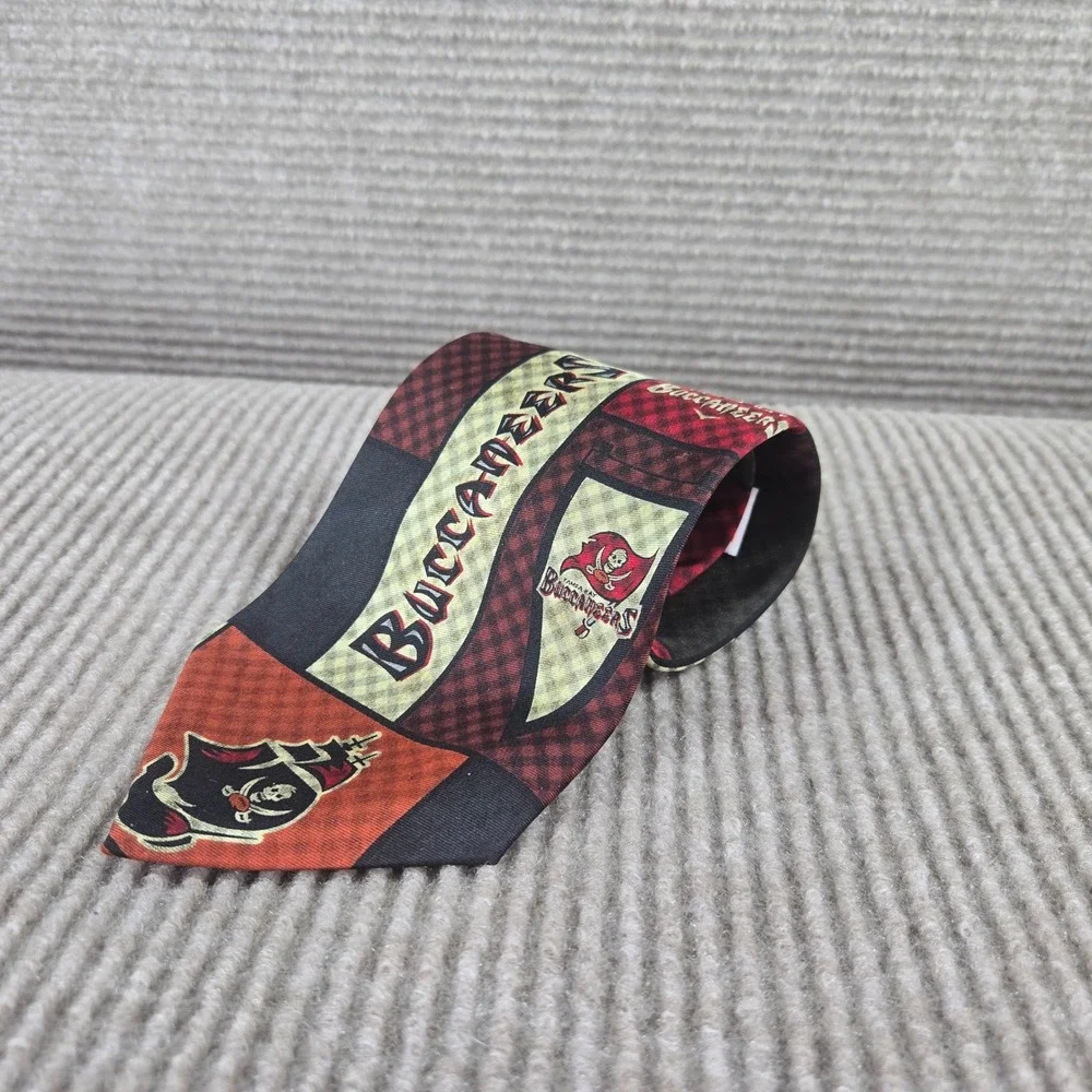 NFL Mens Red Tampa Bay Buccaneers Silk Patchwork Logo Necktie